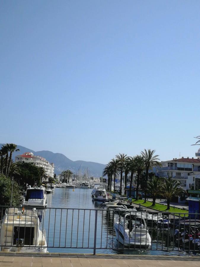 Villetta Da Carla Castello  D'Empuries Eksteriør bilde